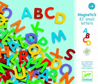 83 letras de madera magnéticas MAYÚSCULAS