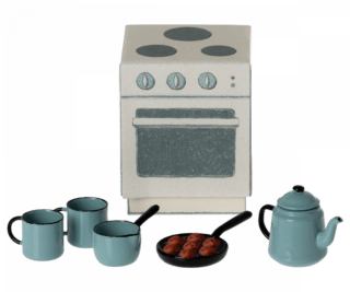 Juego de cocina con accesorios Madam Blue Maileg