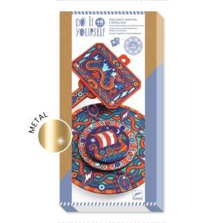 Escudo y martillo para metalizar de Djeco